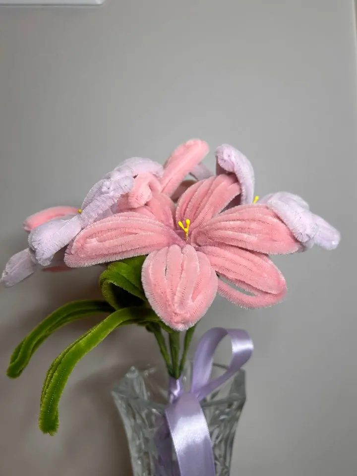 Handmade Chenille Lily Bouquet — photo 1 of 8