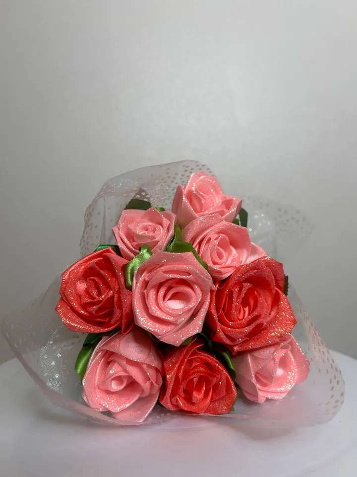 Satin Ribbon Rose Bouquet — photo 1 of 12