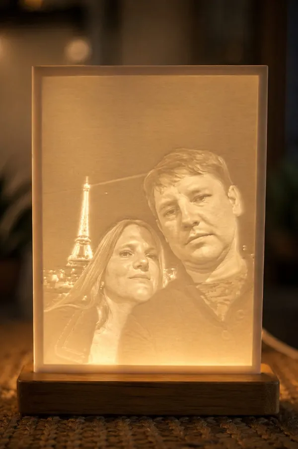 Lithophane Photo with a Tea Light